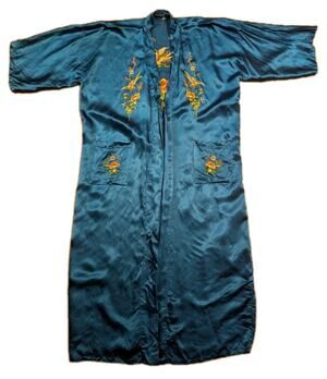 Vintage Golden Bee Blue Rayon Embroidered Chinese Robe Dressing Gown L 52”